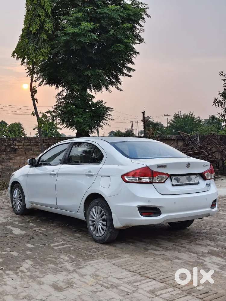 Maruti Suzuki Ciaz 2015 Diesel Manual In Good Condition.