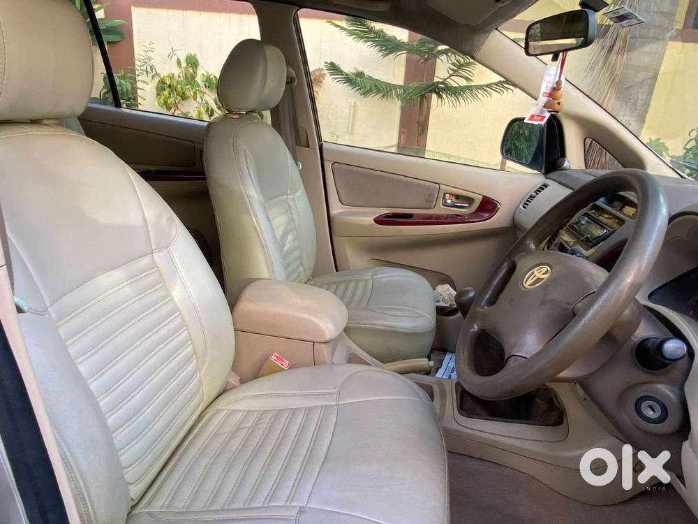 Toyota Innova 2.5 V 7 Str, 2006, Diesel
