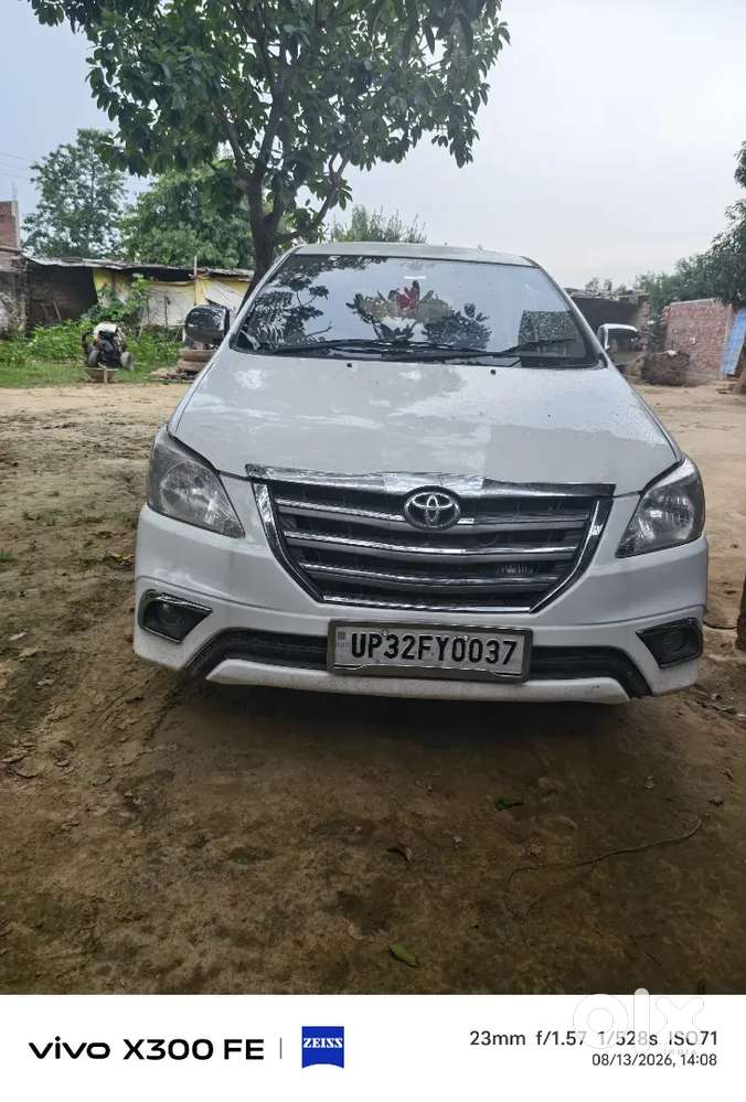 Toyota Innova 2.5 G 2014