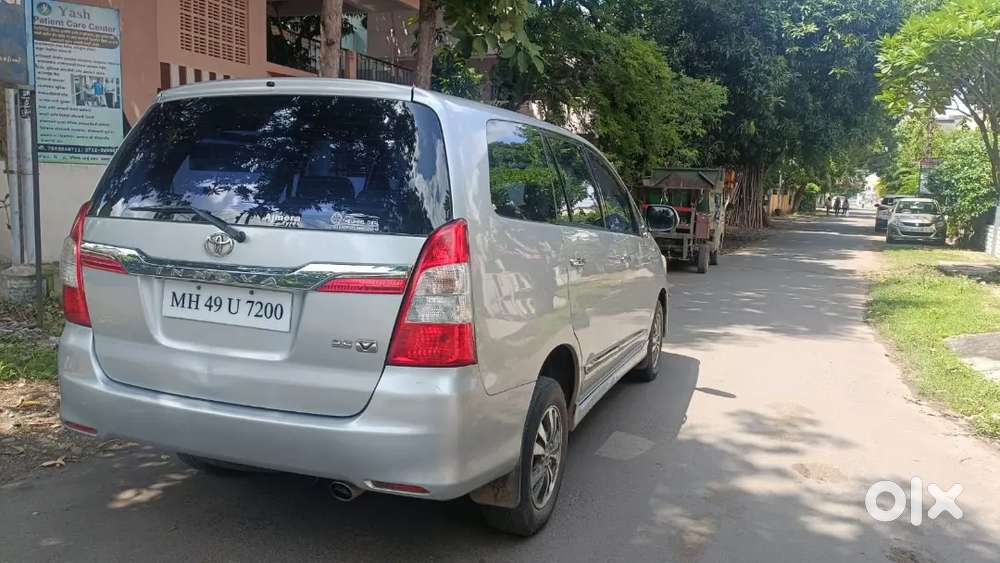 Toyota Innova 7 Str 2015