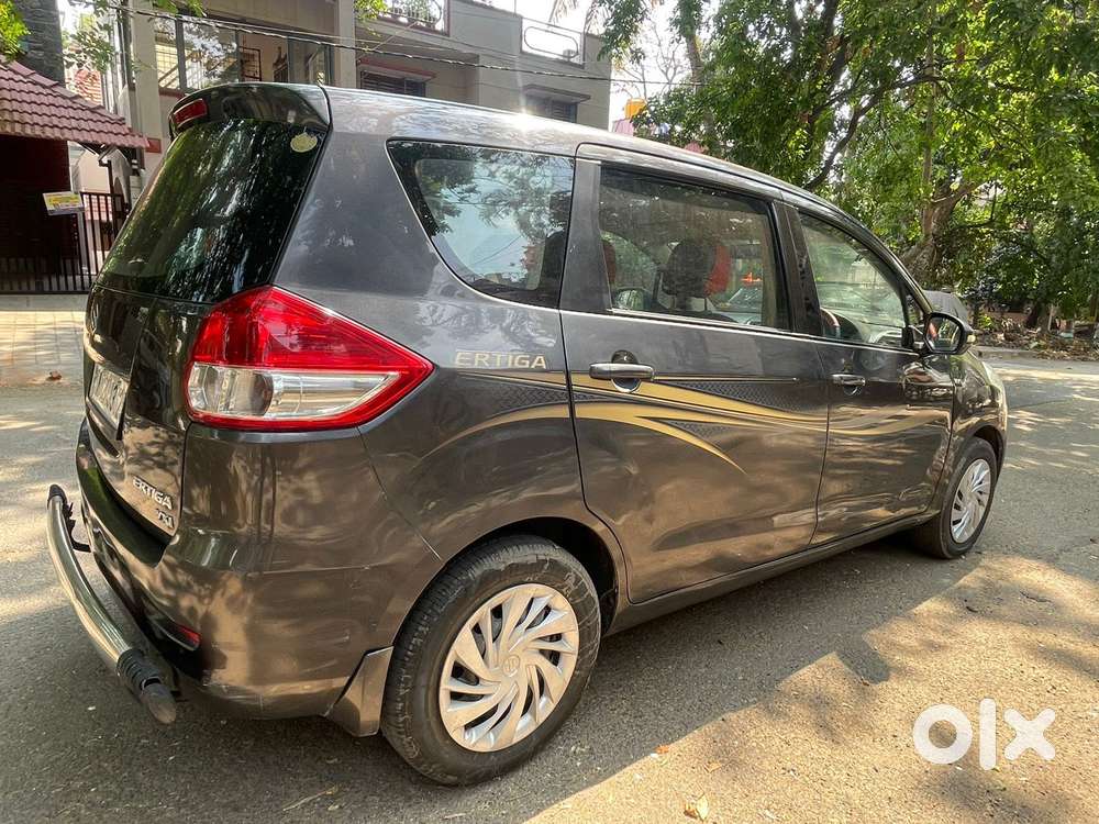 Maruti Suzuki Ertiga 1.5 Vxi, 2014, Petrol