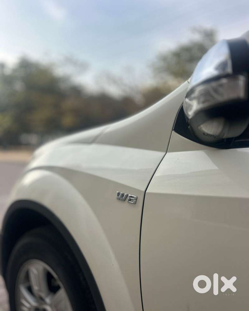 Mahindra Xuv300 W8 Option Diesel, 2015, Diesel