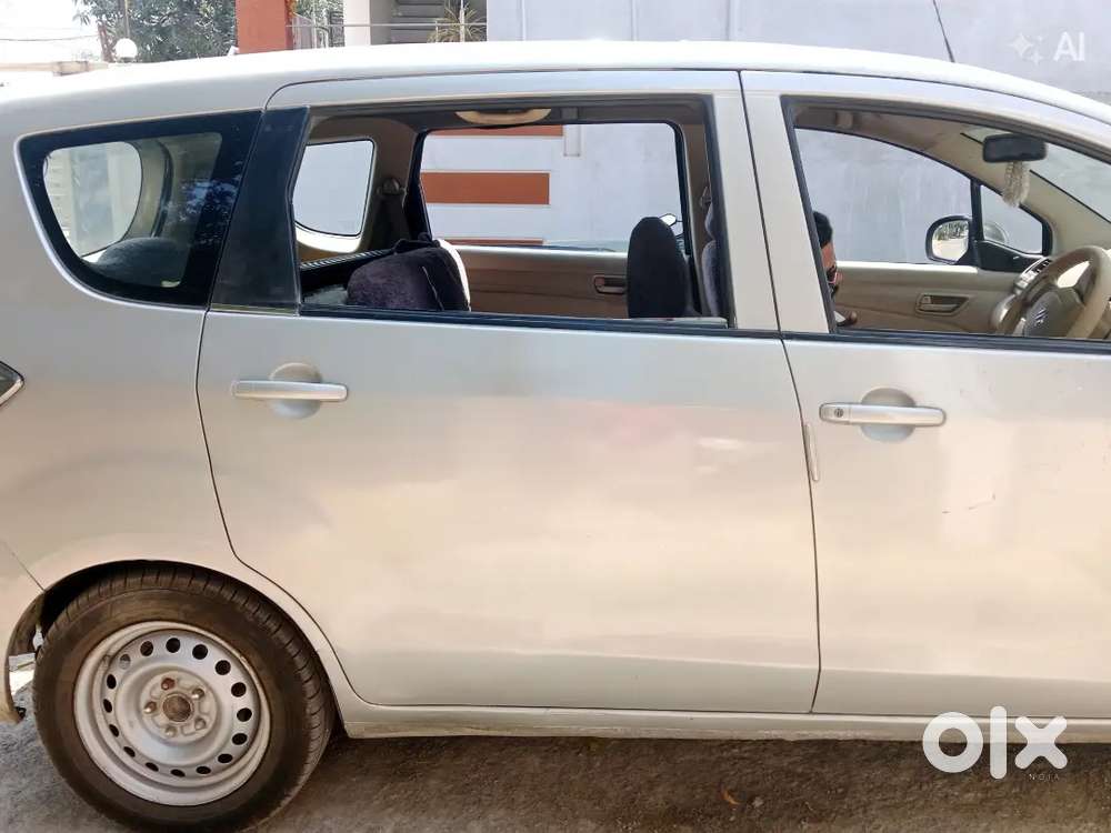 Maruti Ertiga Ldi Shvs Diesel 2016 Mh01 - 7 Seater