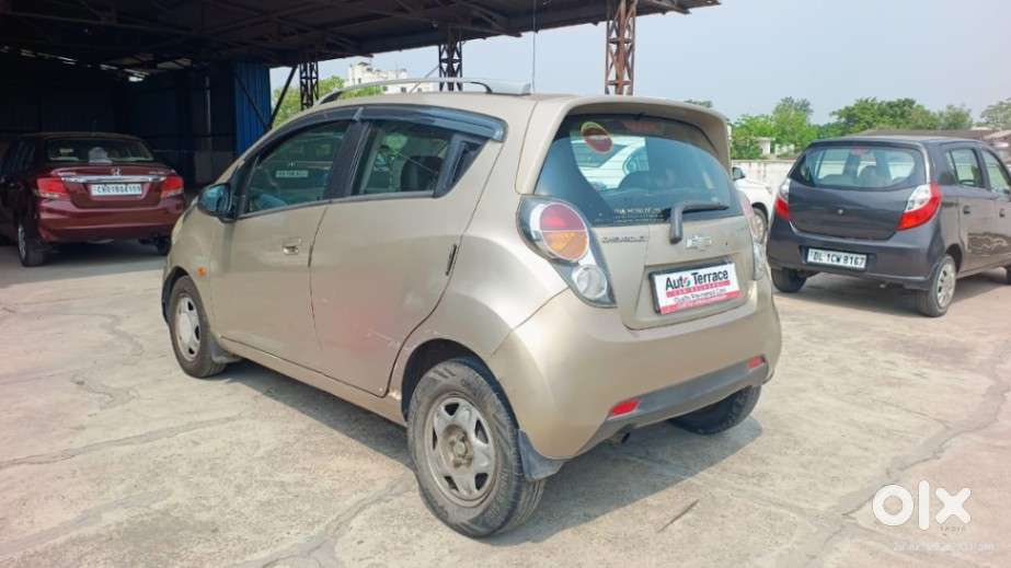 Chevrolet Beat, 2010, Petrol