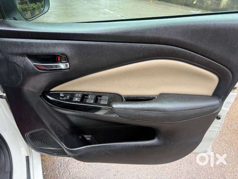 Toyota Glanza 1.2 V, 2023, Petrol