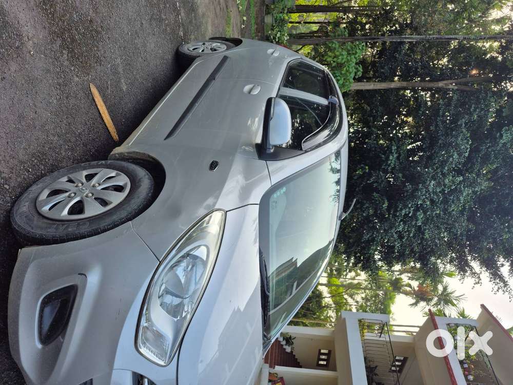 Silver Hyundai I10