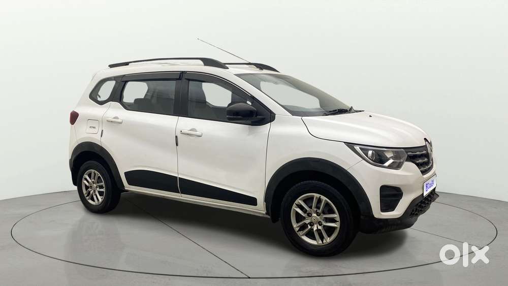 Renault Triber Rxt, 2022, Petrol