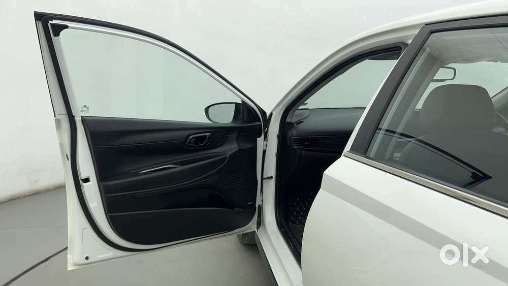 Hyundai New I20 1.0 Asta (o) Turbo Dct, 2022, Petrol