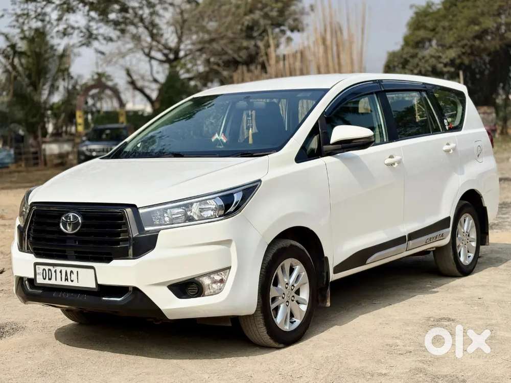 Toyota Innova Crysta 2.4 Mt 2023