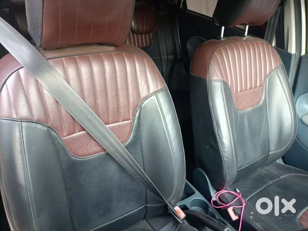 Ford Fiesta Style 2013 Petrol
