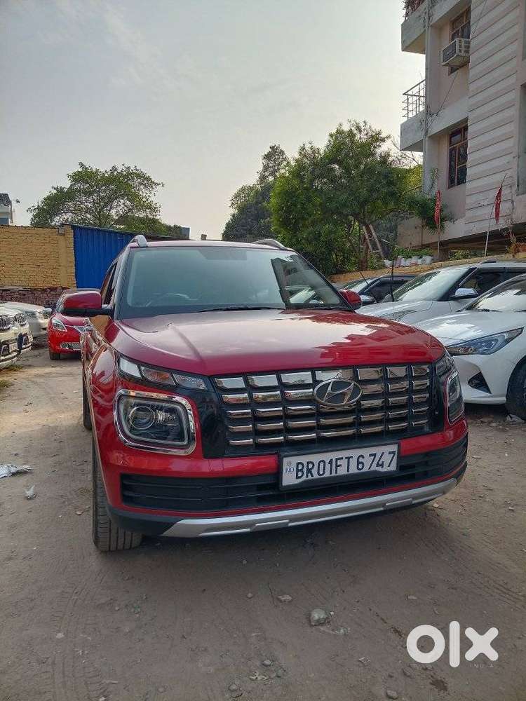 Hyundai Venue Sx (o) Mt 1.5 Diesel, 2022, Diesel