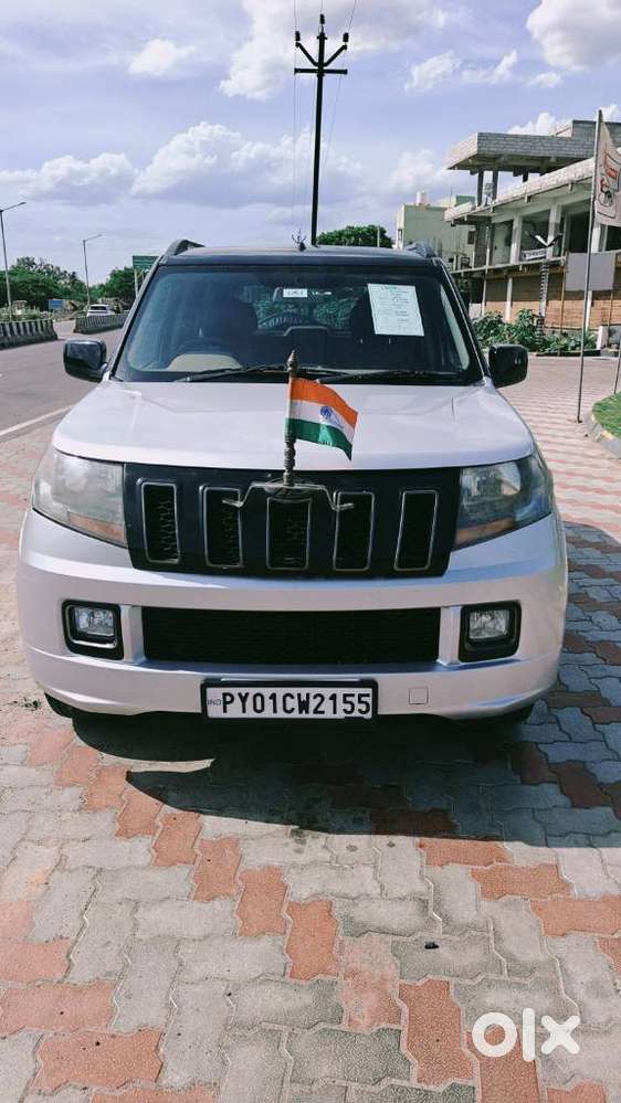 Mahindra Tuv 300 T10, 2020, Diesel