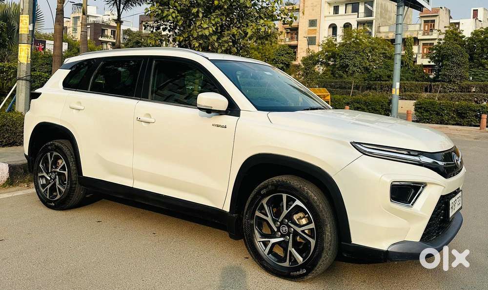 Toyota Urban Cruiser Hyryder 1.5 V Hybrid, 2024, Petrol