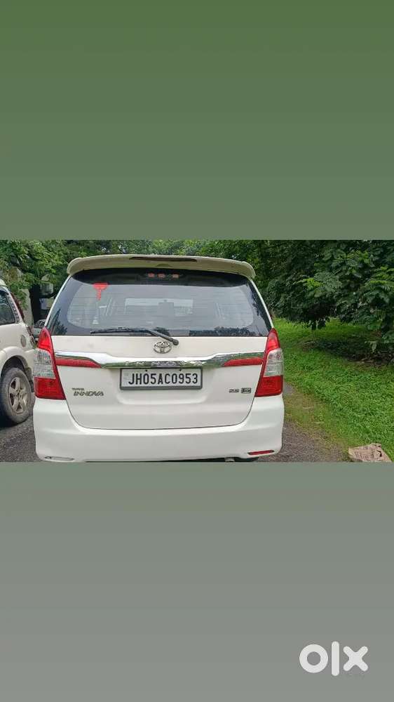 Toyota Innova 2010 Diesel 260000 Km Driven