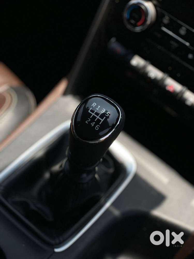 Mahindra Scorpio N Z8 L Petrol Mt 7 Str, 2022, Petrol