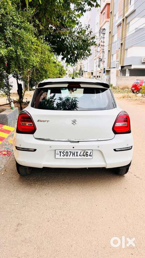 Maruti Suzuki Swift Vxi With Abs, 2021, Petrol