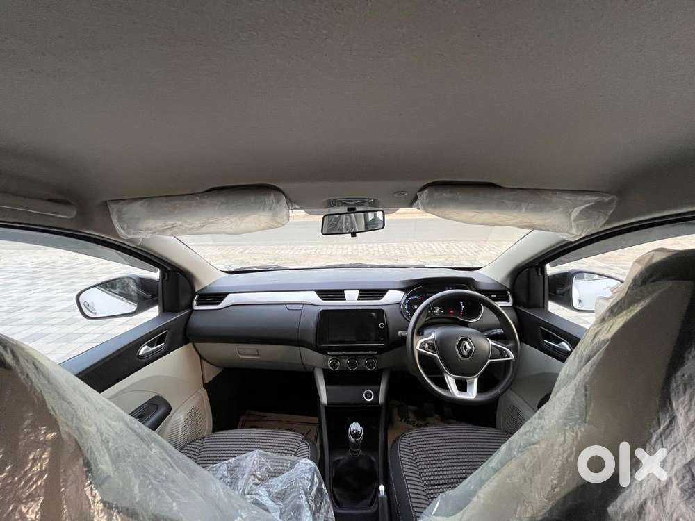 Renault Triber Rxl, 2024, Petrol