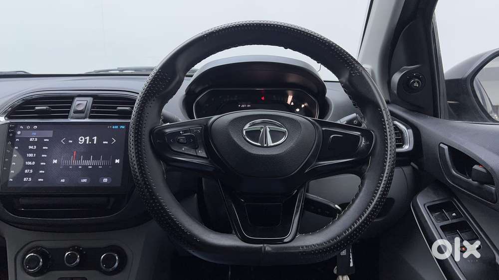 Tata Tiago 1.05 Revotorq Xt Option, 2022, Petrol