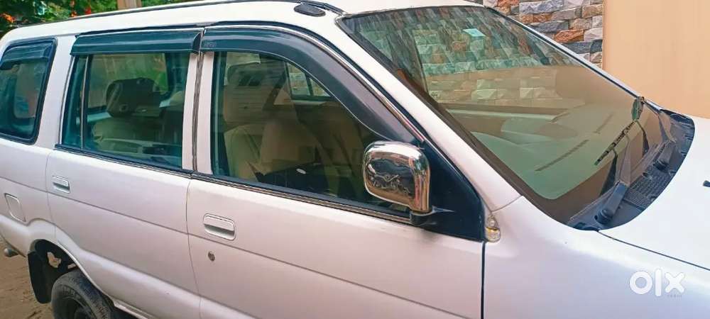 Chevrolet Tavera Ls 2012