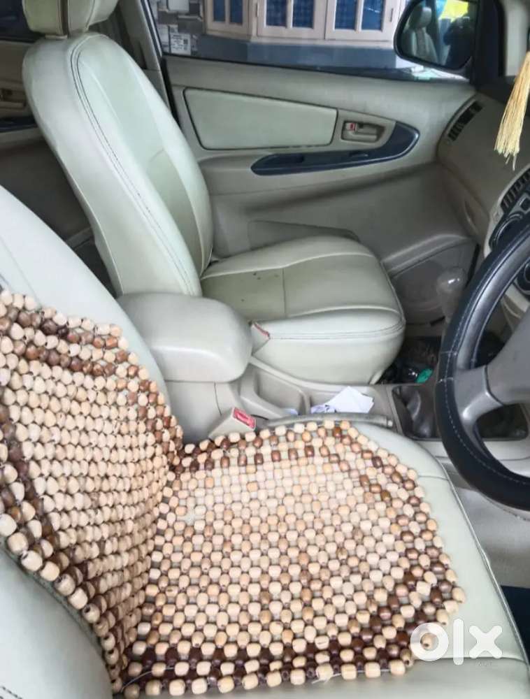 Toyota Innova 2008 Diesel 225000 Km Drive