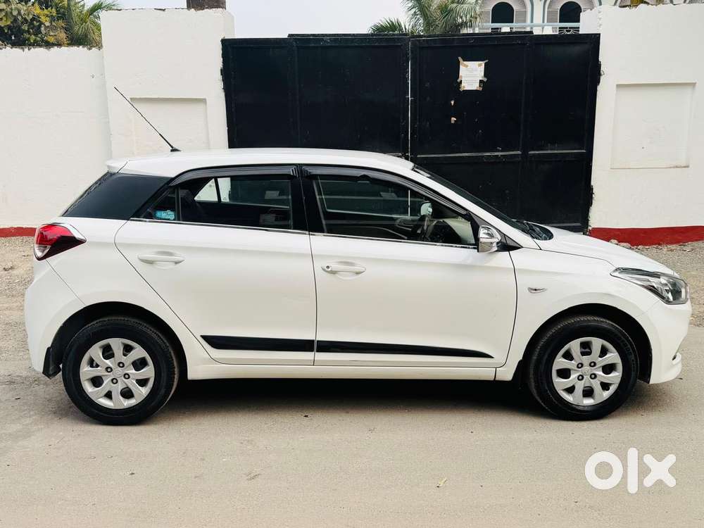 Hyundai I20 Magna 1.2 Mt, 2015, Petrol