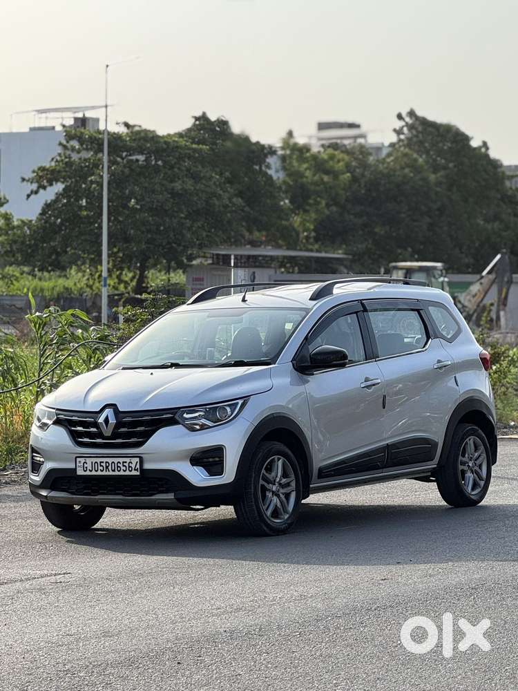 Renault Triber Rxz, 2022, Petrol