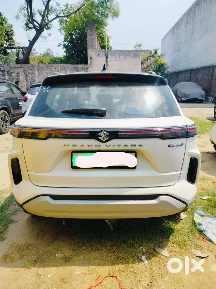 Maruti Suzuki Grand Vitara Smart Hybrid Alpha, 2023, Petrol