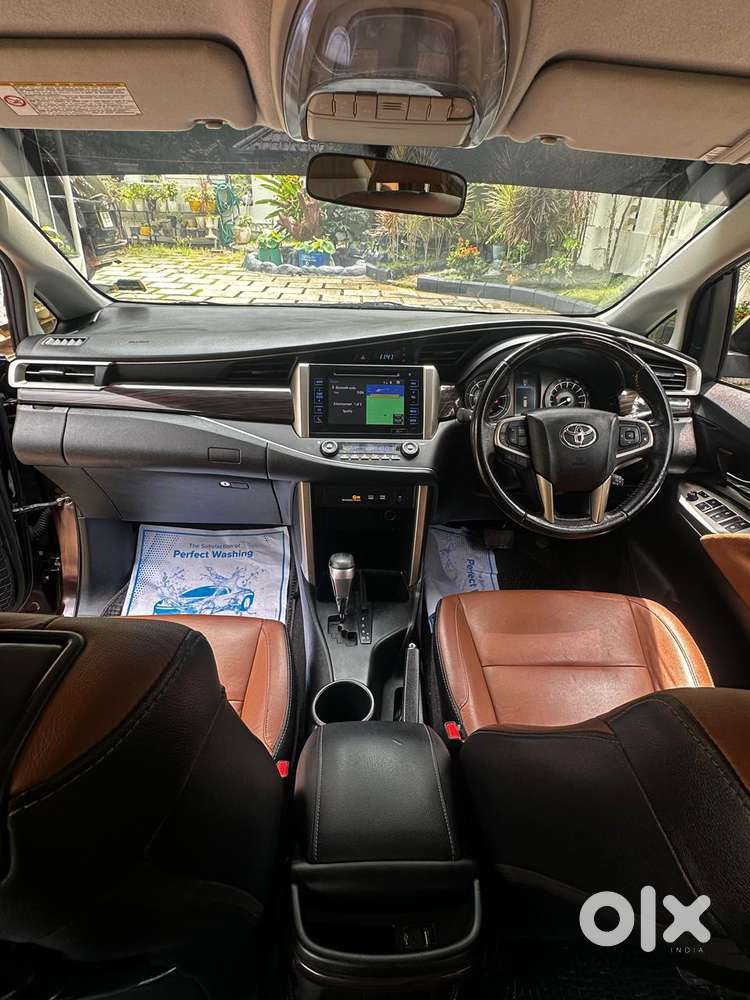 Toyota Innova Crysta 2.8z Automatic, 2017, Diesel