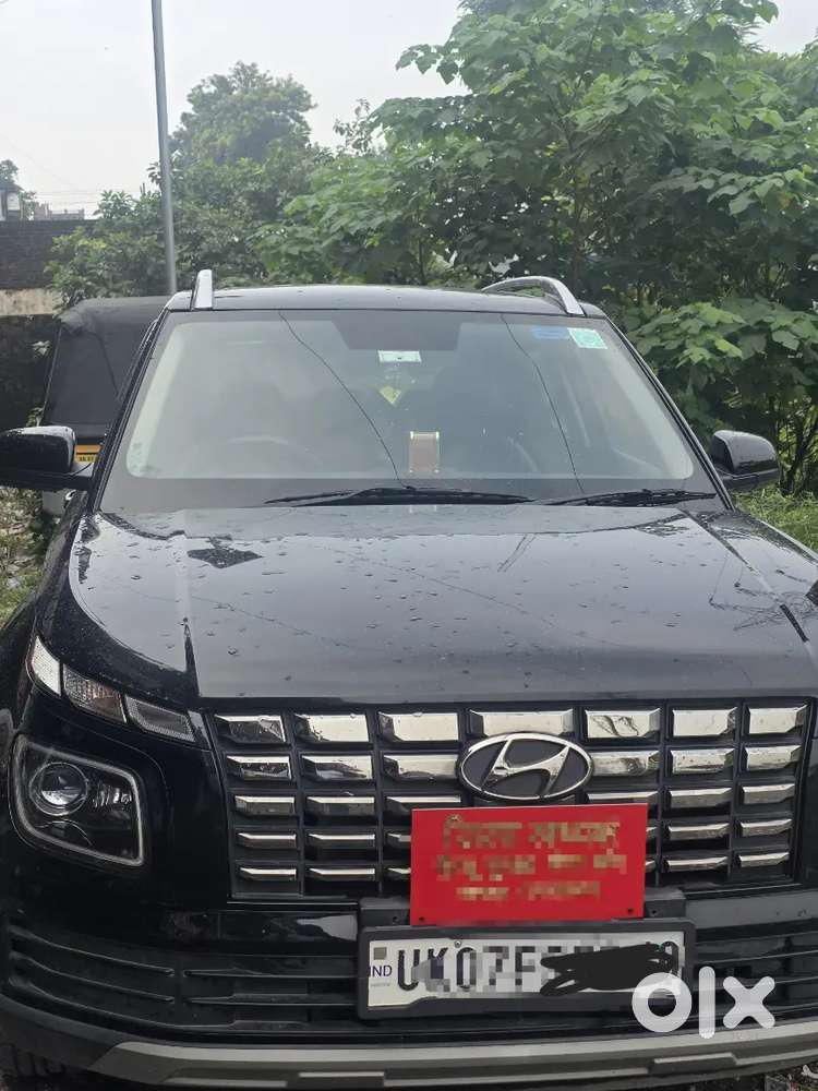 2024 Hyundai Venue Petrol | 1st Owner | Only 8,781 Km | Excellent Cond