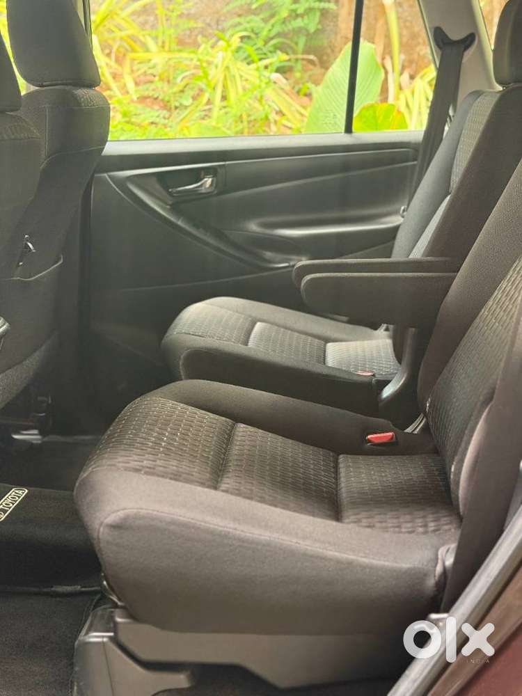 Toyota Innova Crysta 2.8 Gx At, 2018, Diesel