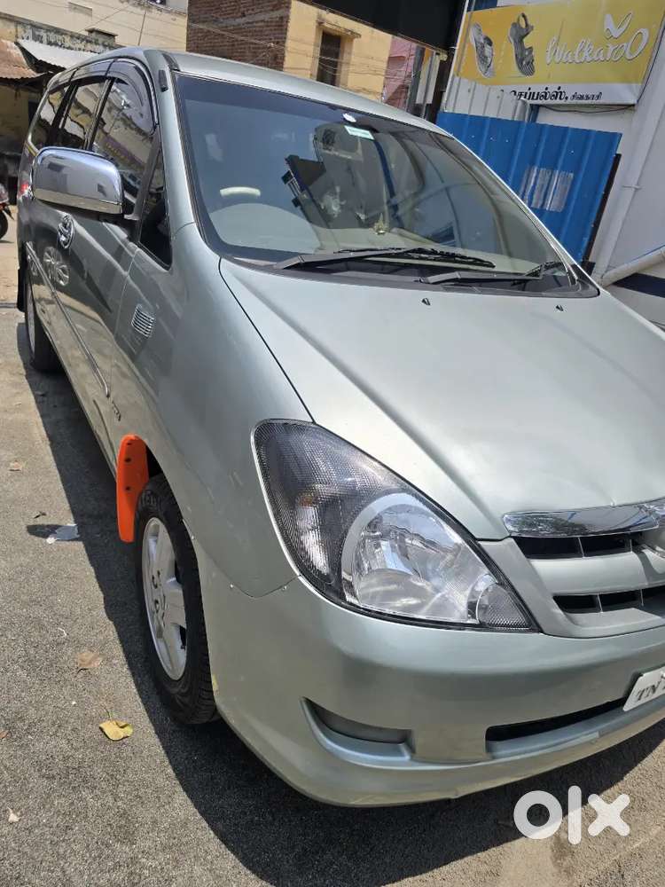 Toyota Innova 2006 Petrol 222000 Km Driven