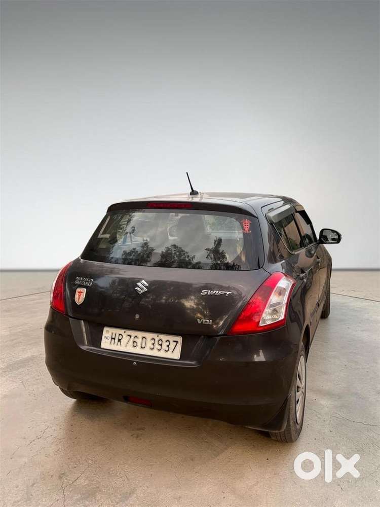 Maruti Suzuki Swift 2017 Diesel 82000 Km Driven