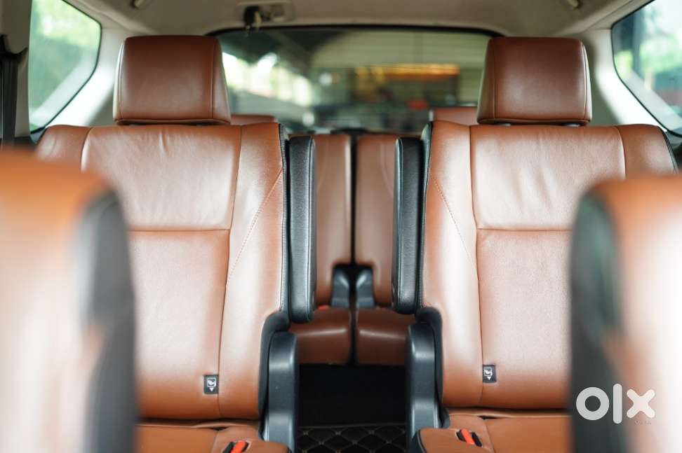 Toyota Innova Crysta 2.8z Automatic, 2017, Diesel