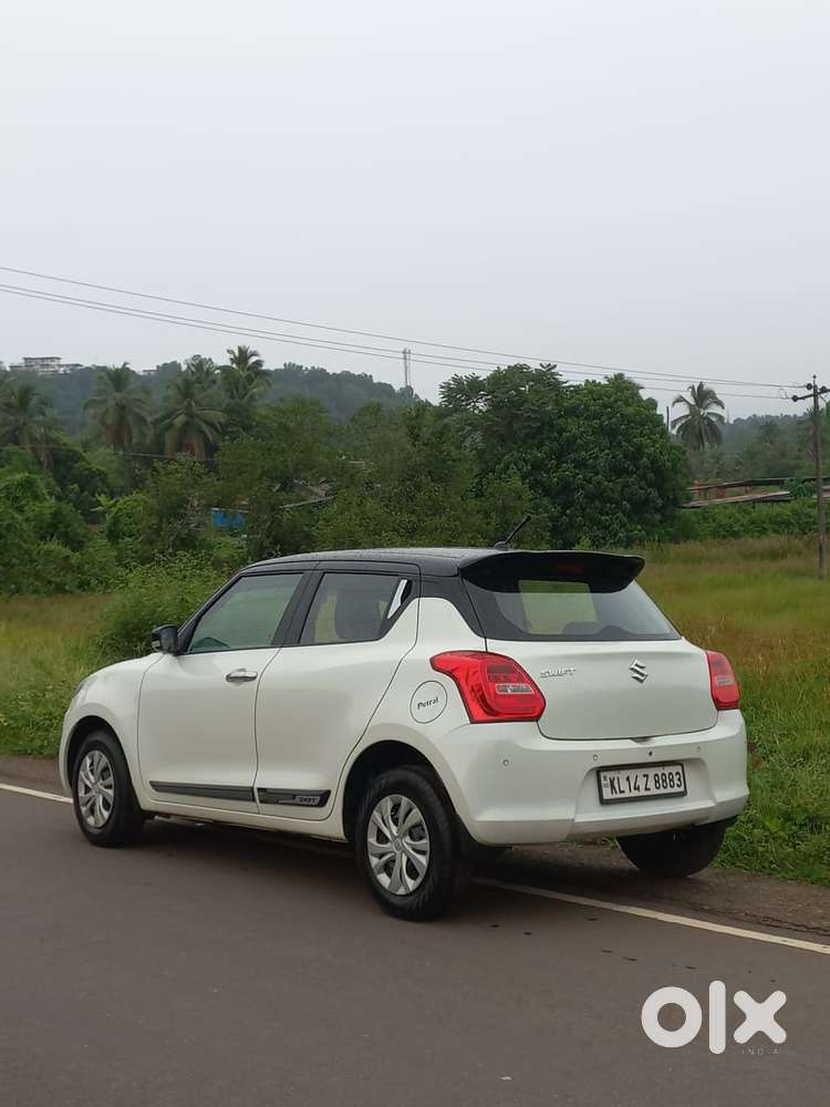 Maruti Suzuki Swift Vxi Optional, 2020, Petrol
