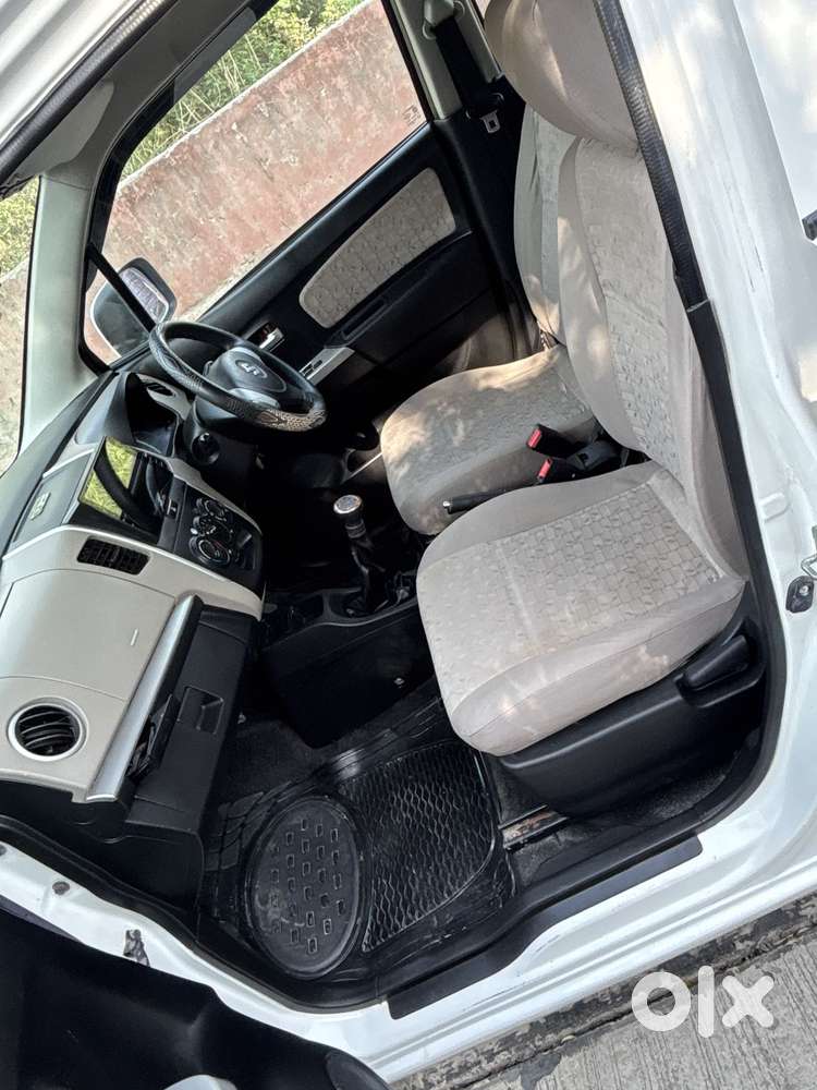 Maruti Suzuki Wagon R 1.0 2010-2019 Vxi (o), 2016, Petrol