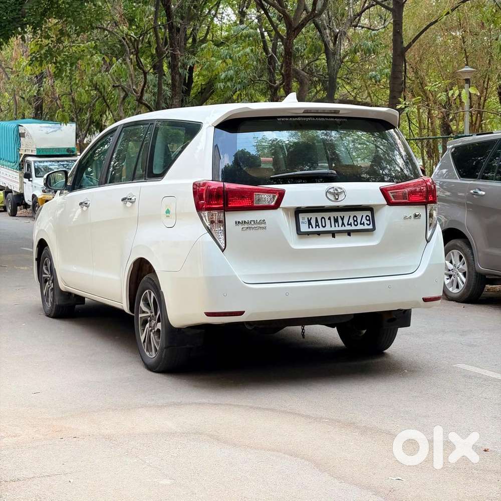 Toyota Innova Crysta 2.4 V, 2022, Diesel