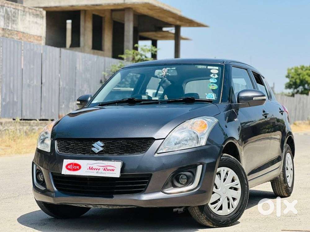 Maruti Suzuki Swift Vxi + Manual, 2017, Petrol