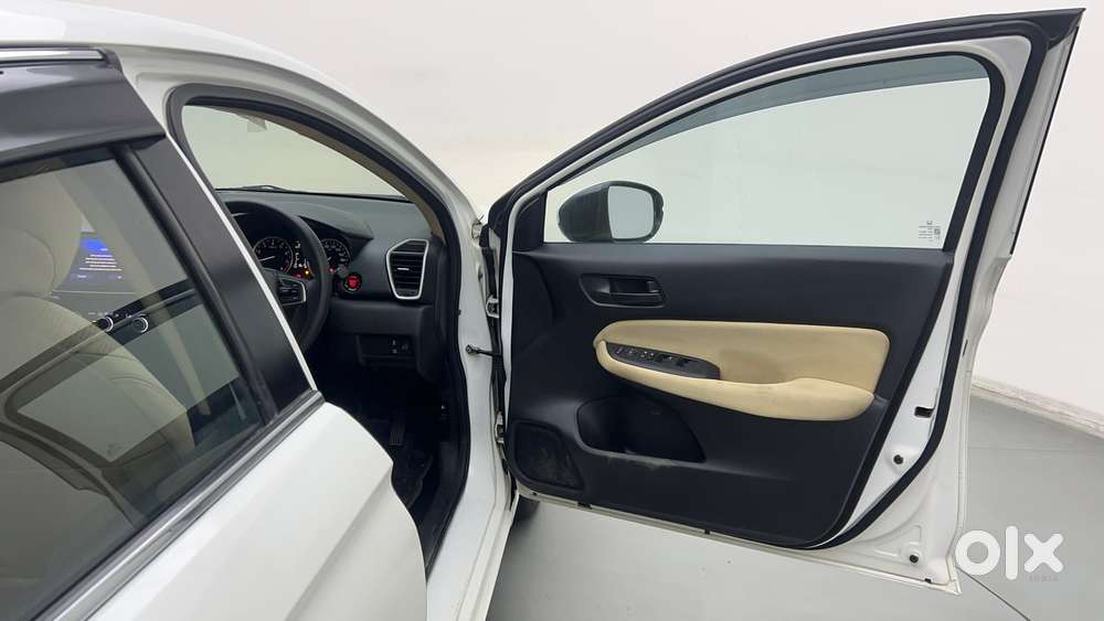 Honda City I-vtec V, 2022, Petrol