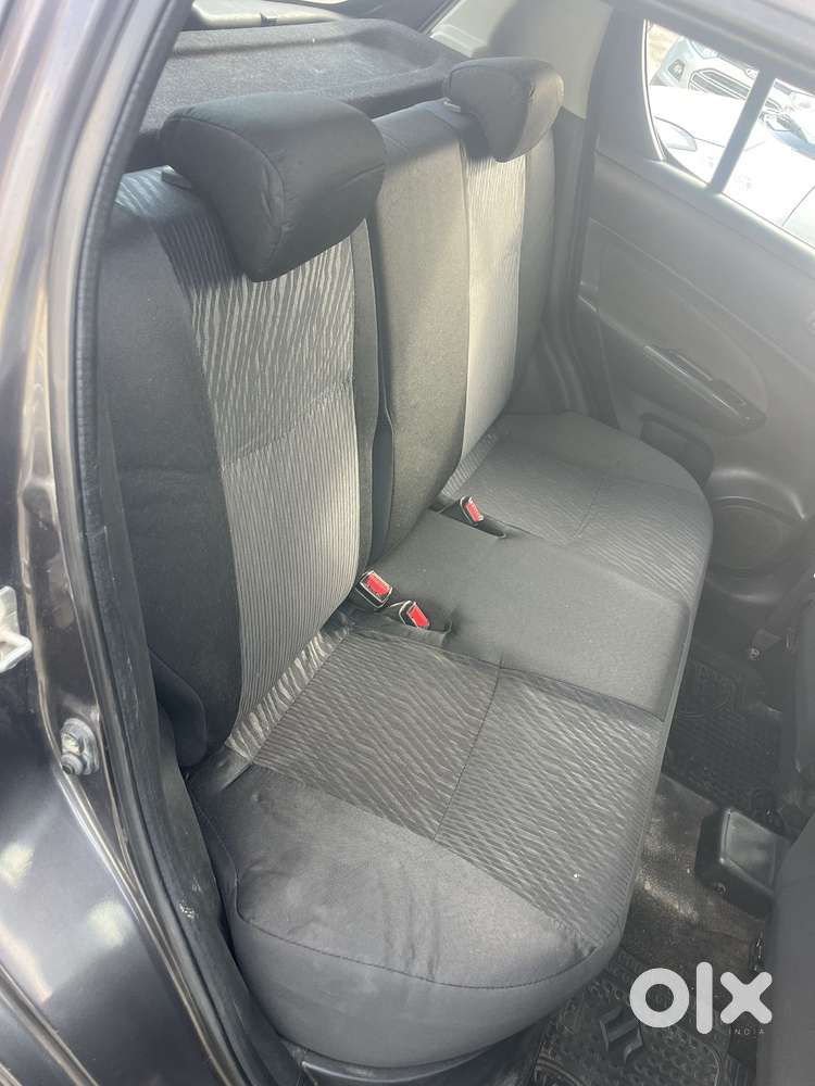 Maruti Suzuki Swift Vxi Optional, 2016, Petrol