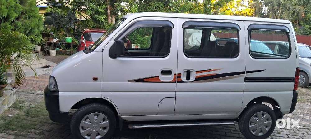 Maruti Suzuki Eeco 5 Str Ac (o), 2022, Petrol