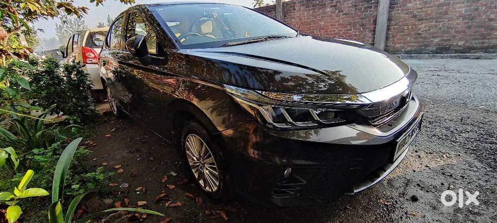 Honda City 5th Gen 2021( Golden Metallic Color) Petrol Well Maintained