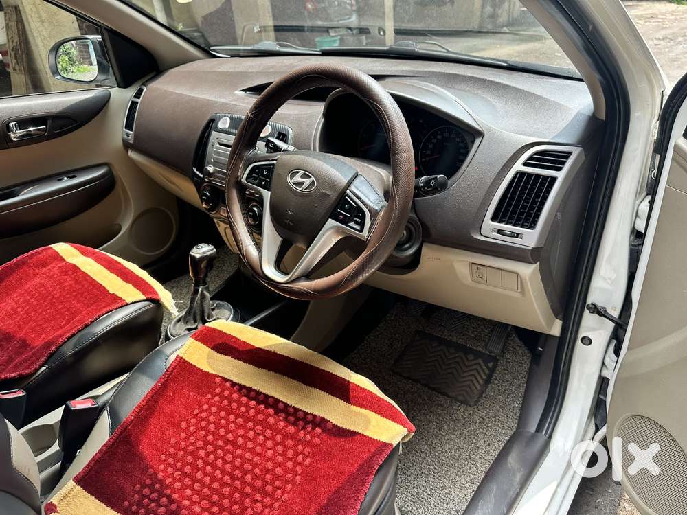 Hyundai I20 Sportz Option 1.4 Crdi, 2012, Diesel