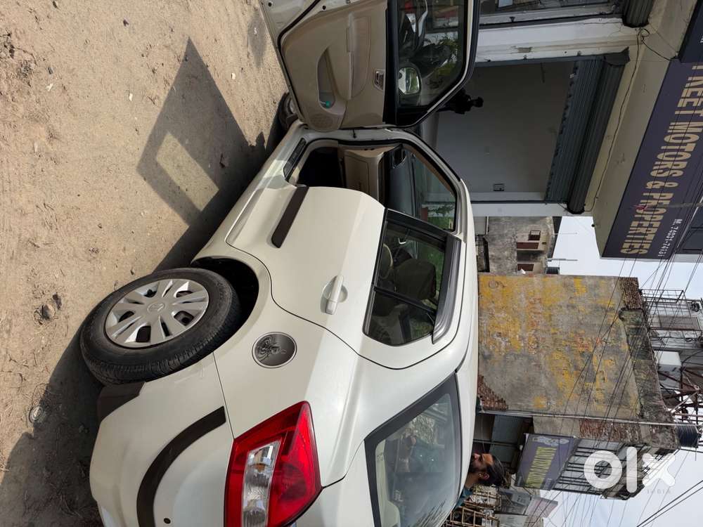 Swift Dzire Driven By Nri