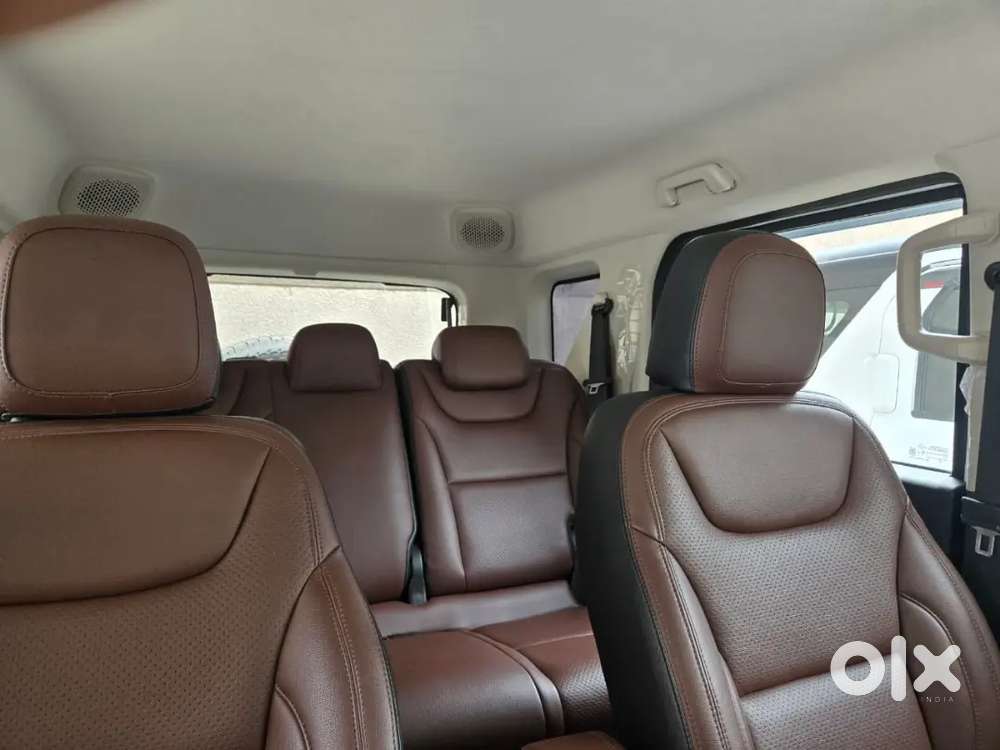 Mahindra Thar Roxx Diesel Manual 2025 December Variant