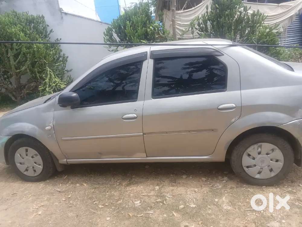 Mahindra Renault Logan 2007