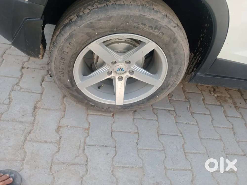 Maruti Suzuki Brezza 2017 Diesel 124110 Km Driven