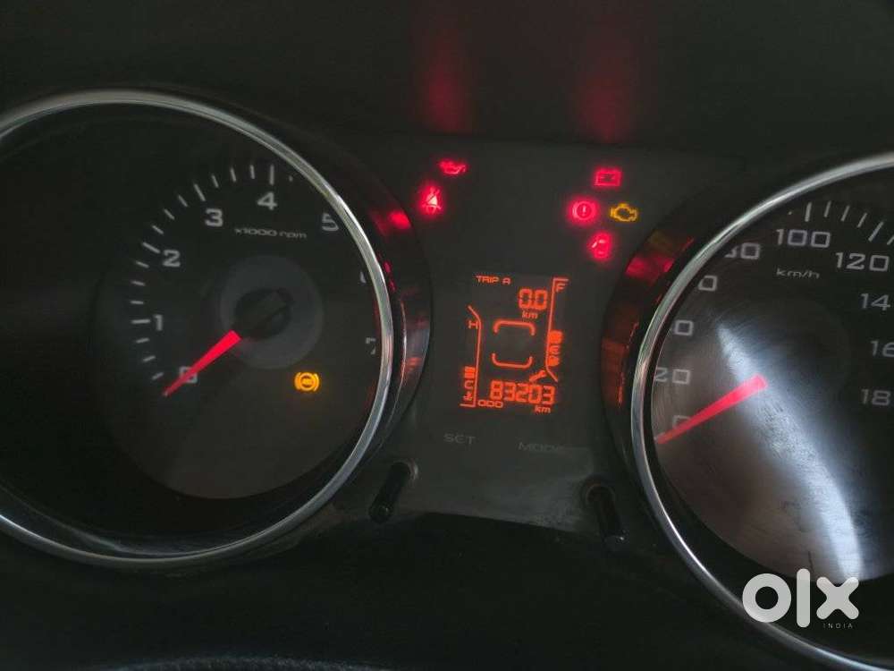 Mahindra Tuv 300 T10, 2019, Diesel