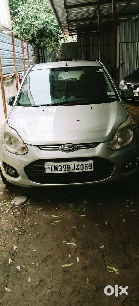 Ford Figo 1.2p Titanium Mt, 2013, Diesel