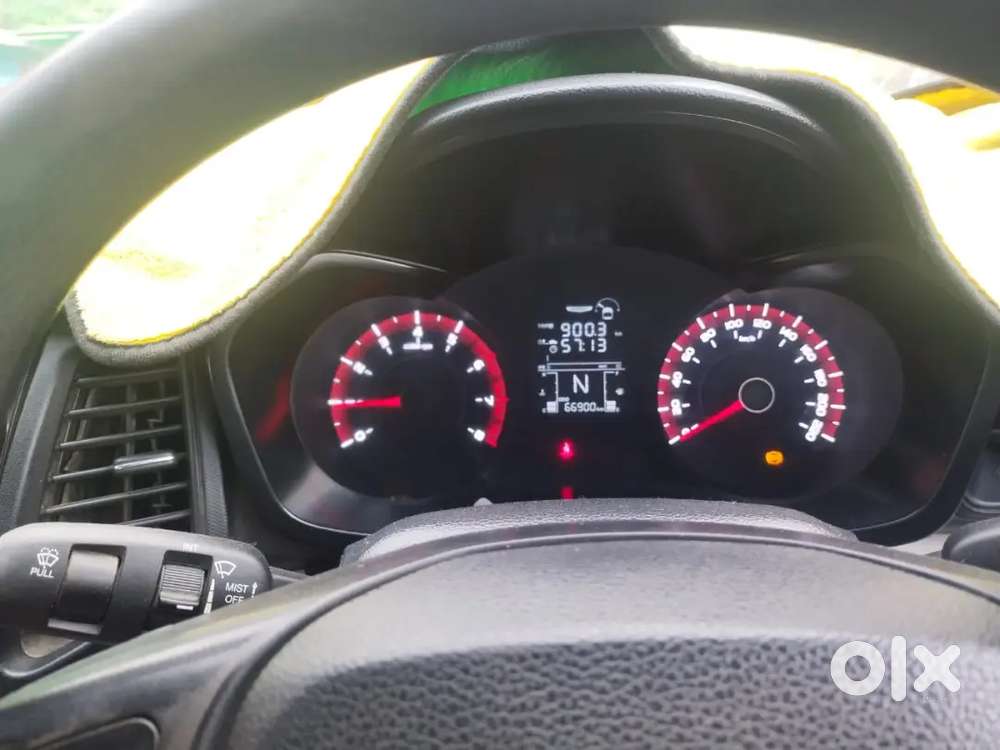 Mahindra Xuv300 2020 Petrol 66900 Km Driven