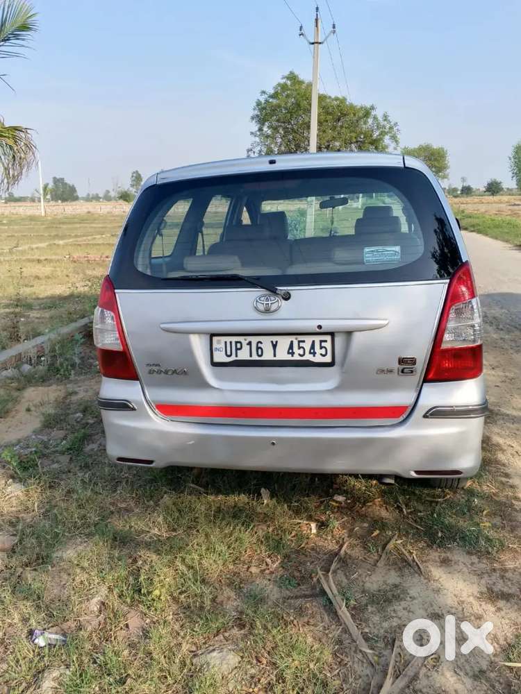 Toyota Innova Hycross 2009 Hybrid